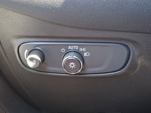 Certified 2023 Chevrolet Equinox LT AWD/4WD image 23