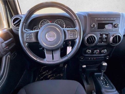 Used 2018 Jeep Wrangler Unlimited Sport S image 7