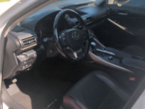 Used 2018 Lexus IS 300 w/ Comfort Package RWD image 5
