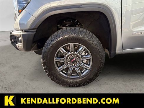 Used 2024 GMC Sierra 1500 AT4X image 14