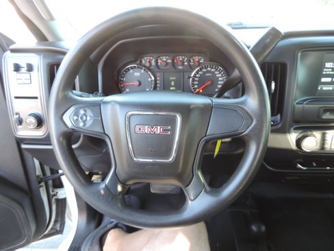 Used 2018 GMC Sierra 3500 4x4 Crew Cab w/ Sierra Convenience Package image 8