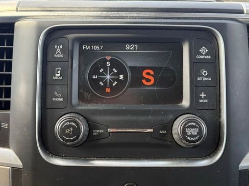 Used 2015 RAM 1500 Classic SLT RWD image 22