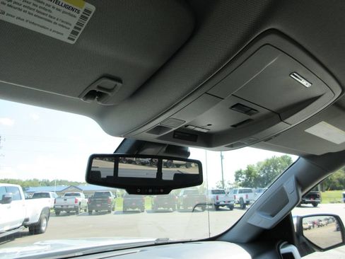 Used 2018 GMC Sierra 1500 SLT AWD/4WD image 33
