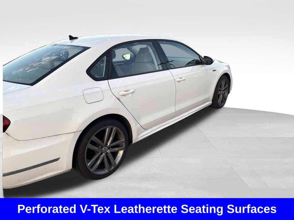 Used 2018 Volkswagen Passat 2.0T R-Line FWD image 7