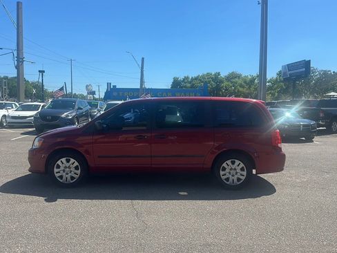 Used 2016 Dodge Grand Caravan American Value Package image 1