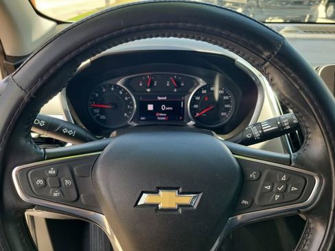 Used 2019 Chevrolet Equinox LT FWD image 19