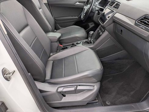 Used 2019 Volkswagen Tiguan SEL AWD/4WD image 20