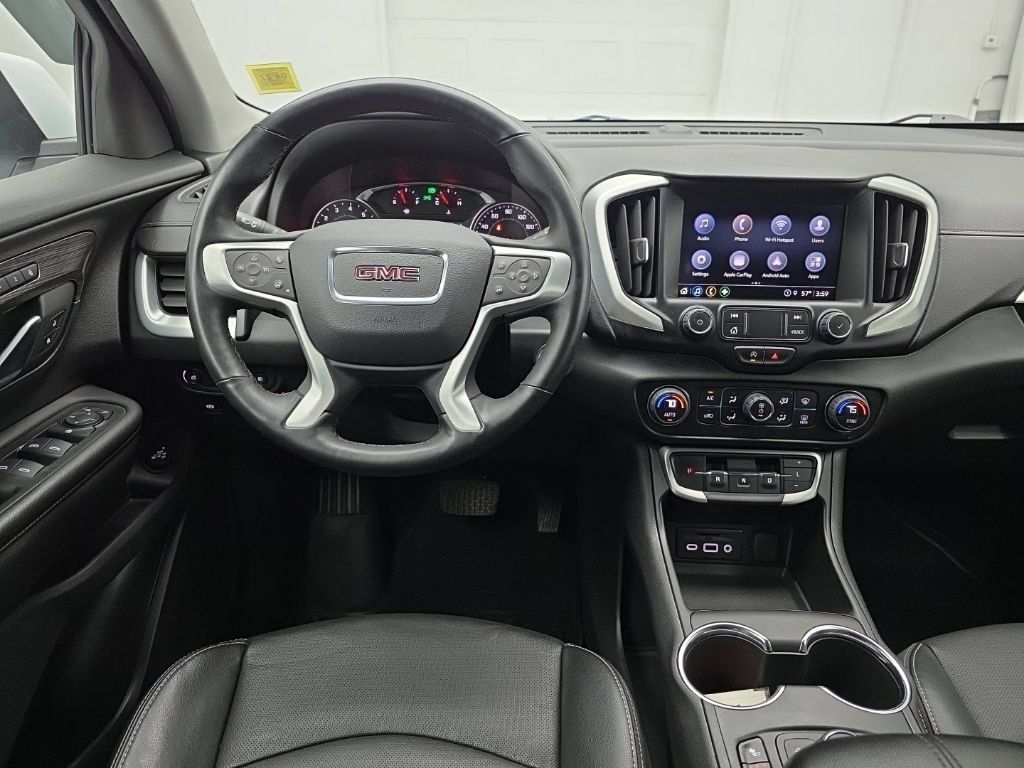 Used 2023 GMC Terrain SLT AWD/4WD image 17