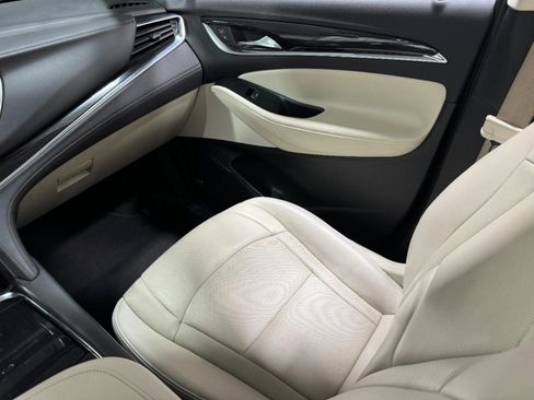 Used 2022 Buick Enclave Premium w/ Experience Buick Package image 20