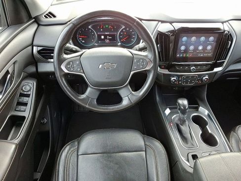 Used 2021 Chevrolet Traverse RS image 12