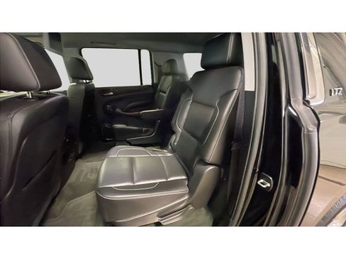 Used 2015 Chevrolet Suburban LTZ image 17