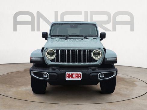 Used 2024 Jeep Wrangler Sahara w/ Technology Group image 5