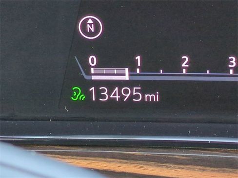 Used 2024 Cadillac Escalade Premium Luxury image 27