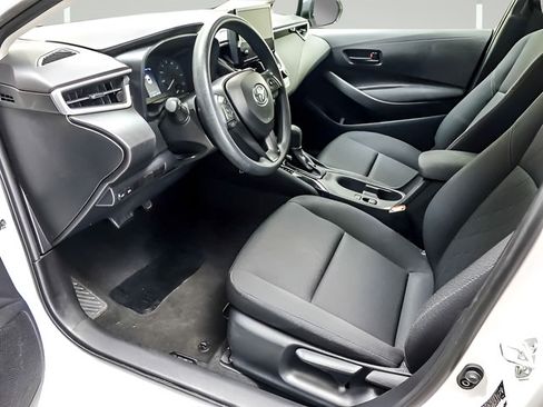 Used 2024 Toyota Corolla LE FWD image 9
