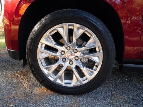 Used 2021 GMC Yukon Denali w/ Denali Premium Package image 41