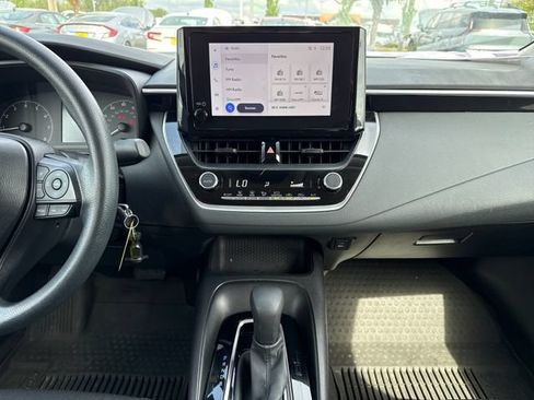 Used 2024 Toyota Corolla LE FWD image 24