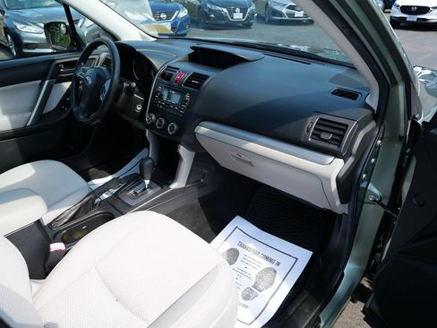 Used 2014 Subaru Forester 2.5i Premium w/ All-Weather Package AWD/4WD image 17