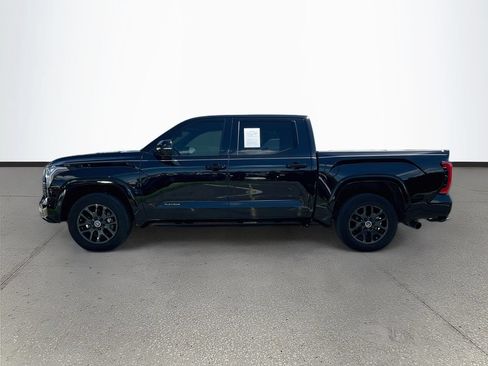Used 2024 Toyota Tundra Platinum AWD/4WD image 4