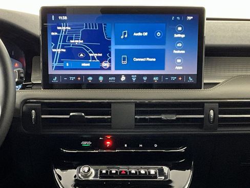 Used 2023 Lincoln Corsair Standard image 11