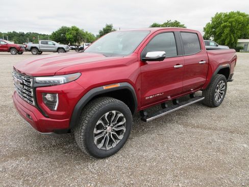 New 2026 GMC Canyon Denali AWD/4WD image 10