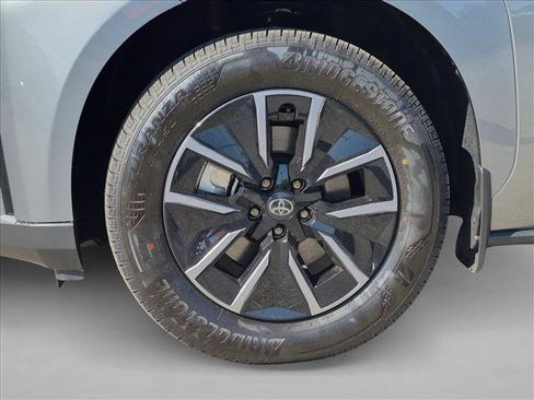 Used 2026 Toyota bZ FWD image 10