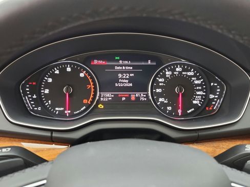 Used 2023 Audi Q5 2.0T Premium w/ Convenience Package AWD/4WD image 9