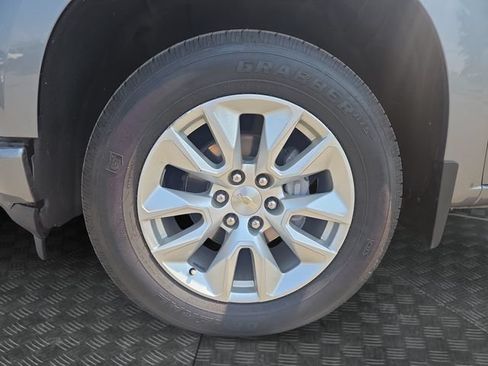 Used 2021 Chevrolet Silverado 1500 Custom RWD image 32