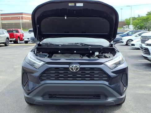 Used 2024 Toyota RAV4 XLE AWD/4WD image 31