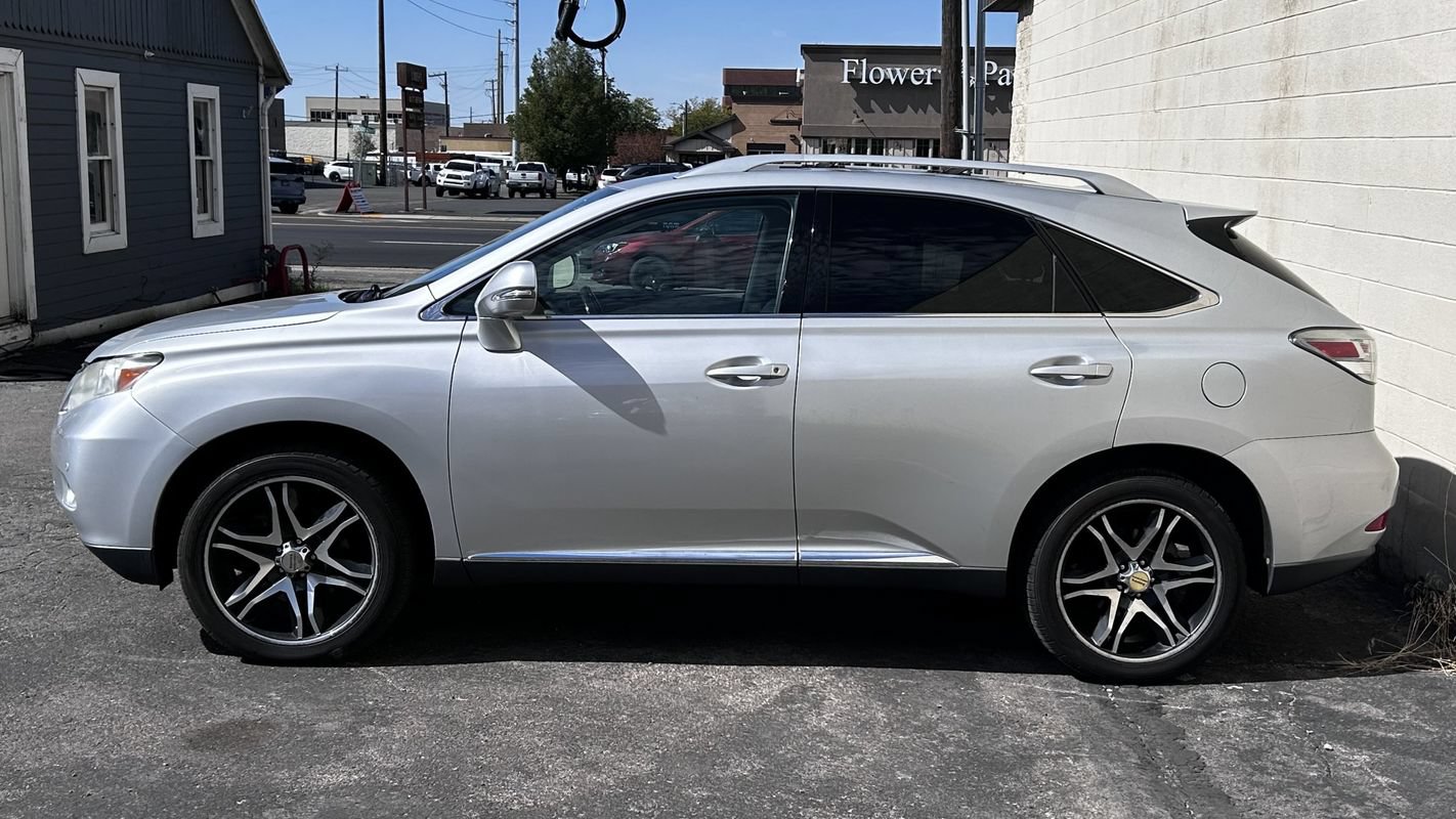 Used 2011 Lexus RX 350 AWD w/ Premium Pkg image 2