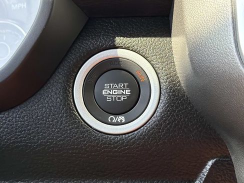 Used 2023 RAM 1500 Big Horn AWD/4WD image 25