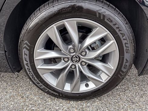 Used 2020 Toyota Avalon XLE image 49