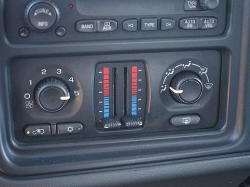 Used 2006 Chevrolet Silverado 1500 LT w/ Light Duty Power Package image 17