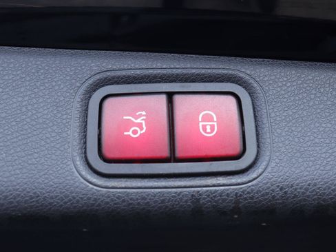Used 2022 Mercedes-Benz E 450 4MATIC Sedan image 14