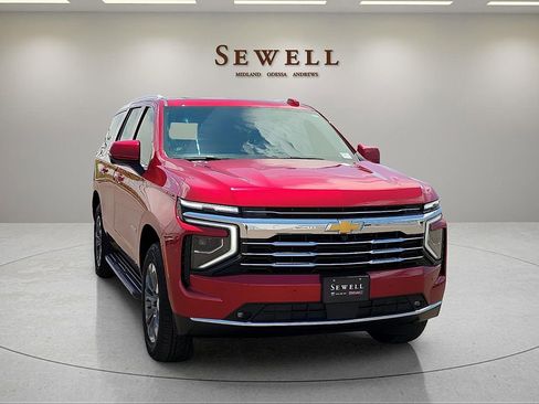 Used 2025 Chevrolet Tahoe LT w/ Comfort Package RWD image 7