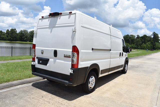 Used 2021 RAM ProMaster 2500 w/ Convenience Group FWD image 4