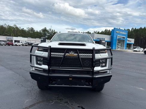 Used 2025 Chevrolet Silverado 2500 Custom w/ Custom Value Package AWD/4WD image 8