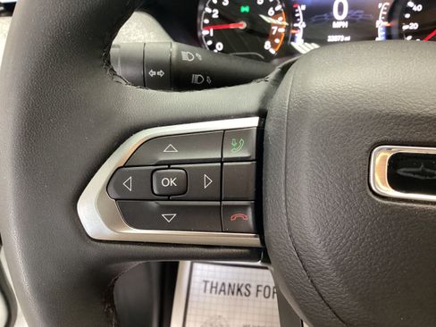 Used 2024 Jeep Compass Latitude w/ Sun and Sound Group AWD/4WD image 21