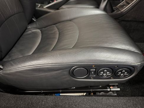 Used 1998 Porsche 911 Carrera image 52