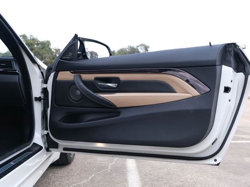 Used 2015 BMW M4 Coupe image 21