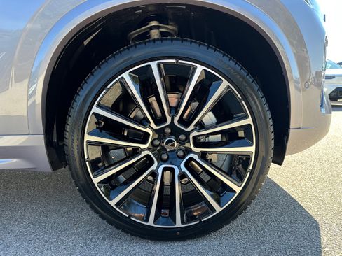 New 2026 Volvo XC90 B5 Plus image 7
