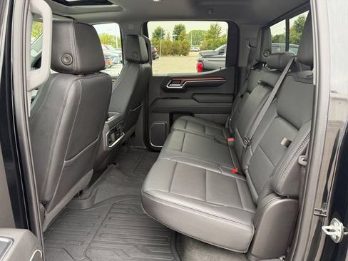 Used 2023 GMC Sierra 1500 Denali AWD/4WD image 18