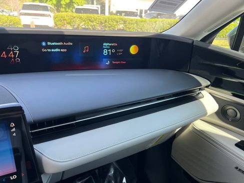 New 2026 Lincoln Nautilus Reserve image 30