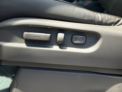 Used 2017 Honda Odyssey EX-L image 32