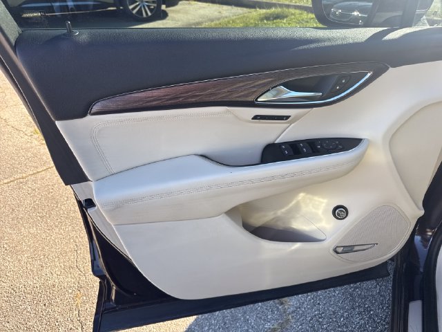 Used 2021 Buick Envision Avenir w/ Technology Package II AWD/4WD image 12