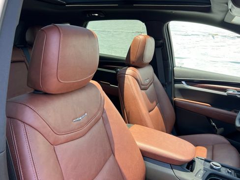 New 2026 Cadillac XT5 Premium Luxury w/ LPO, ONYX Package FWD image 26