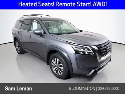 Used 2025 Nissan Pathfinder SL w/ Cargo Package