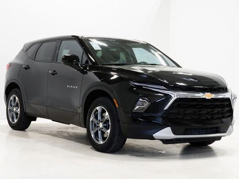 Used 2025 Chevrolet Blazer LT image 6