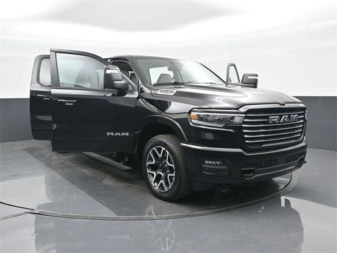 Used 2025 RAM 1500 Laramie image 46