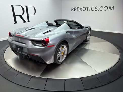 Used 2017 Ferrari 488 Spider RWD image 16
