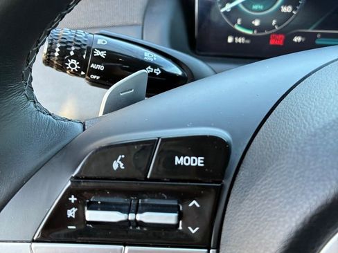 Used 2023 Hyundai Tucson Limited image 29